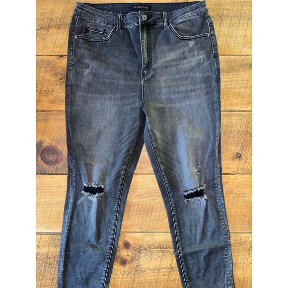 Womens Risen Black Distressed Stretchy Skinny Jeans Pockets Size 2X - Picture 1 of 11